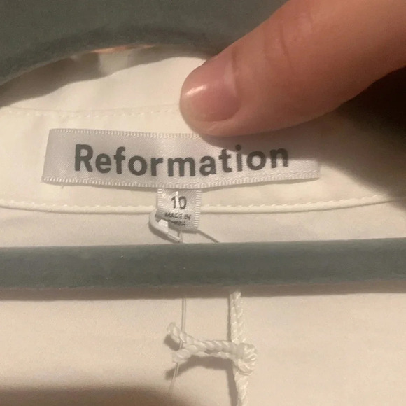 New REFORMATION Moira long sleeve mini dress - Picture 4 of 10